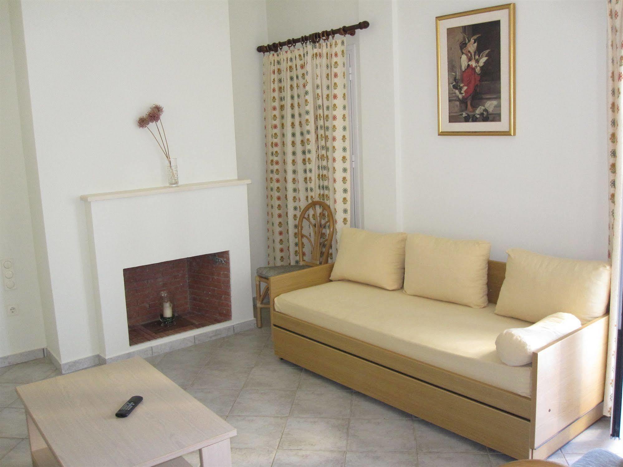 Dionysos Authentic Resort & Village 阿伊亚芳蒂亚 外观 照片
