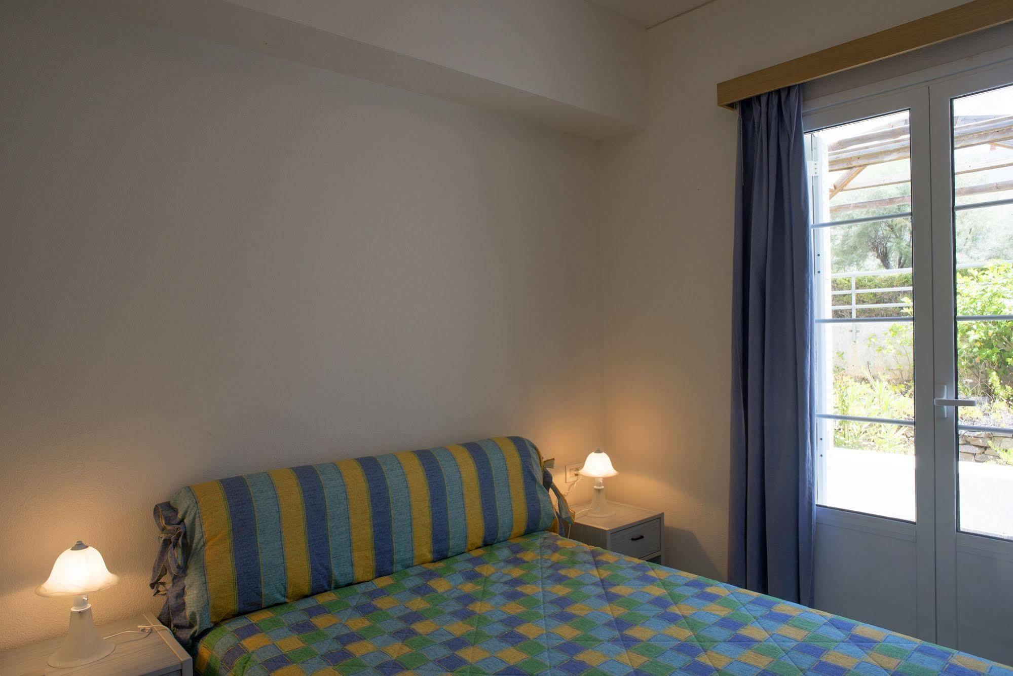 Dionysos Authentic Resort & Village 阿伊亚芳蒂亚 外观 照片